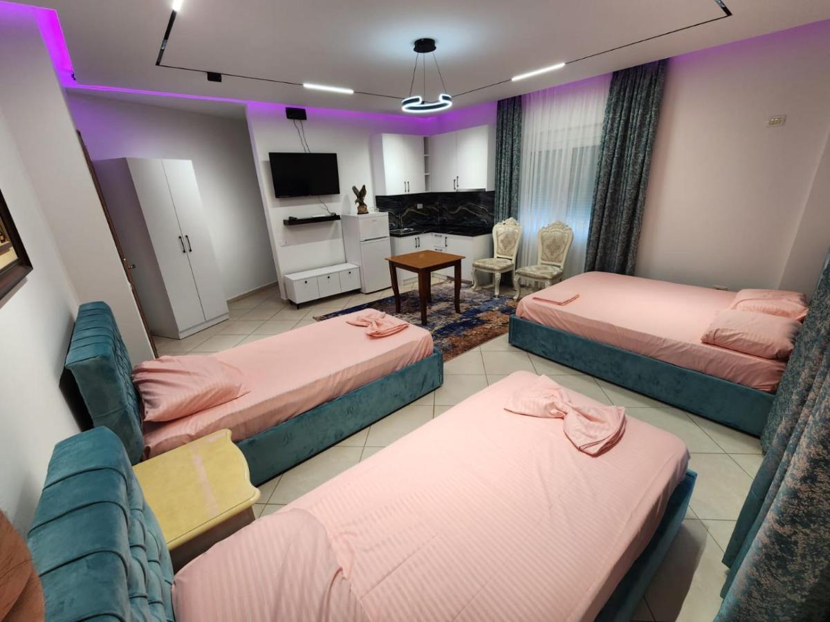 Tirana Class House Extérieur photo